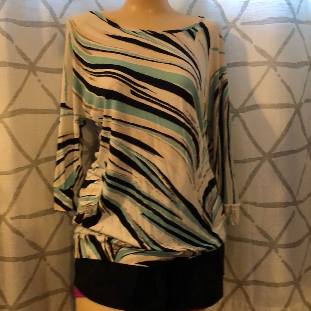 3/4 length knit top